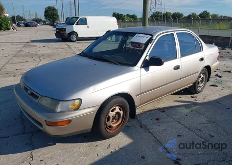 1997 Toyota Corolla Ce из США, поврежденный, VIN 1NXBA02E1VZ642169